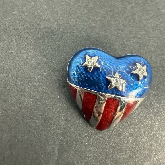 SIGN PREMIER DESIGNS CLEAR RHINESTONE RED BLUE ENAMEL HEART BROOCH VINTAGE - Picture 2 of 6